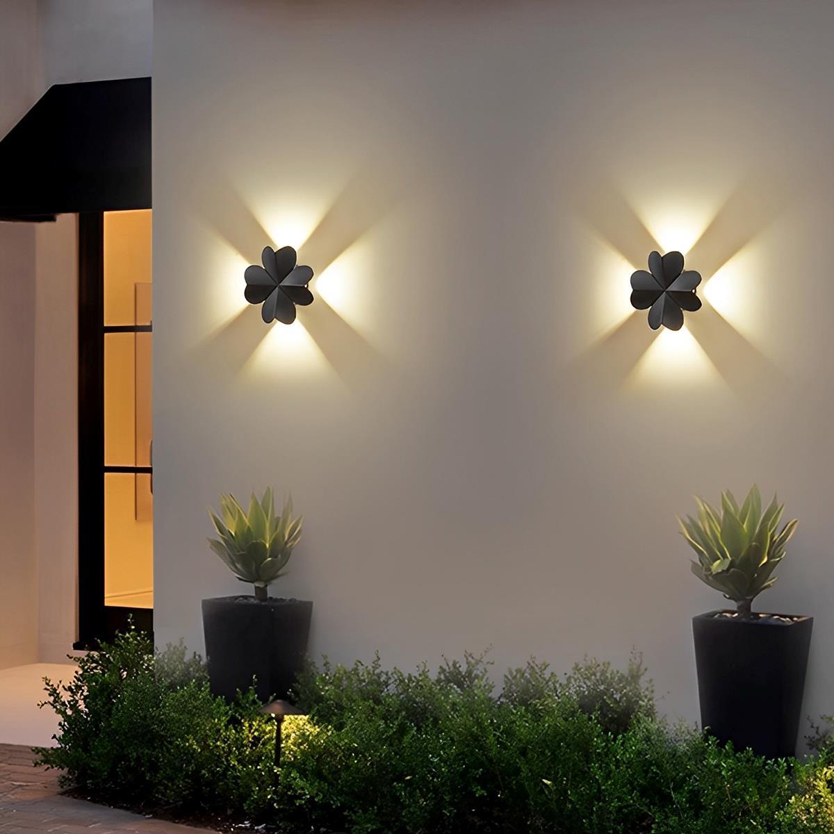 Outdoor Wall Sconce – Aluminum, Minimalist Design in Black or White for the Garden or Patio Lighting