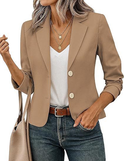 Dame Kort Blazer med Dekorative Knapper og 3/4 Ærmer