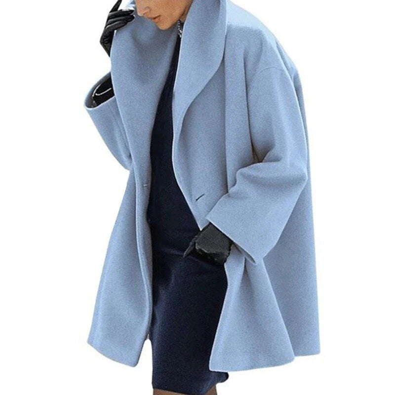 Dame Uldjakke med Knapper – Hoftelang Model